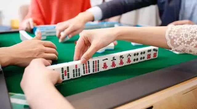 5分钟教会你“牵手字牌能挂开挂么”(详细透视教程)-知乎