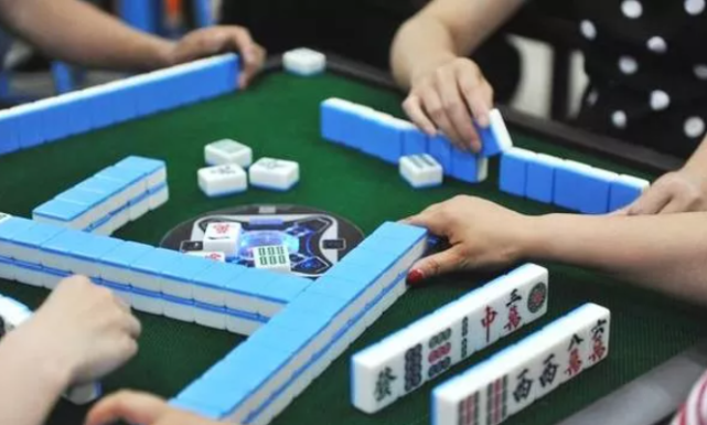 一分钟揭秘！元来黄冈麻将怎么来好牌(如何控制输赢)