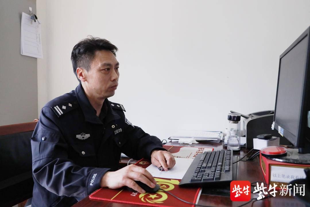 普及一下“情怀镇江麻将到底可以开挂吗”确实有挂