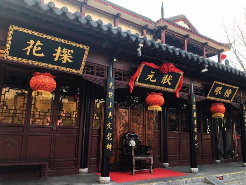 教程辅助“三公最简单作弊方法一《我来教教你怎么赢 》