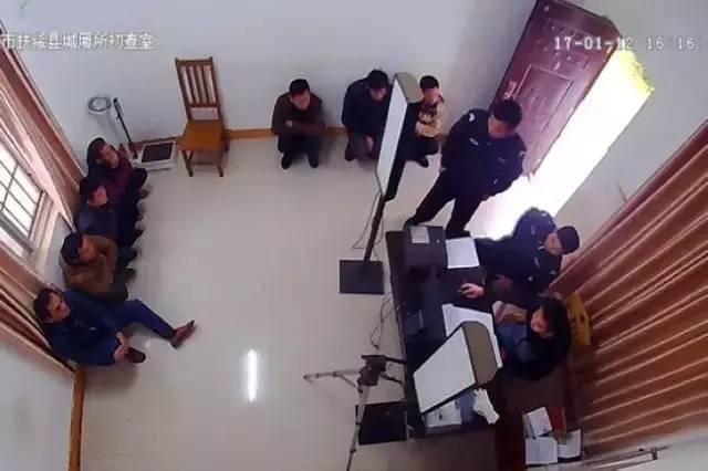 火爆全网!扑克牌三公设备《新浪科技 讲解窍门》
