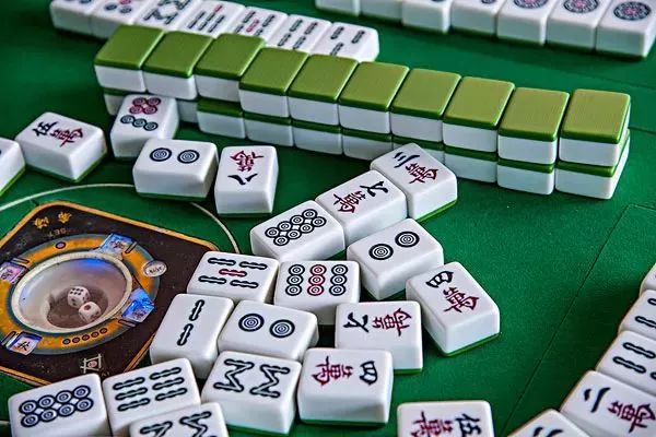 微信麻将胡牌神器安装(揭秘微信里输赢规律)