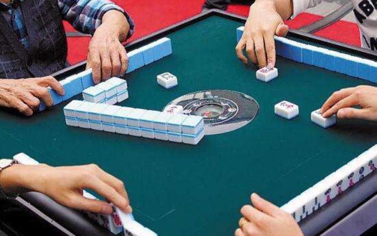 打两圈麻将其实是有挂的(其实真的确实有挂)